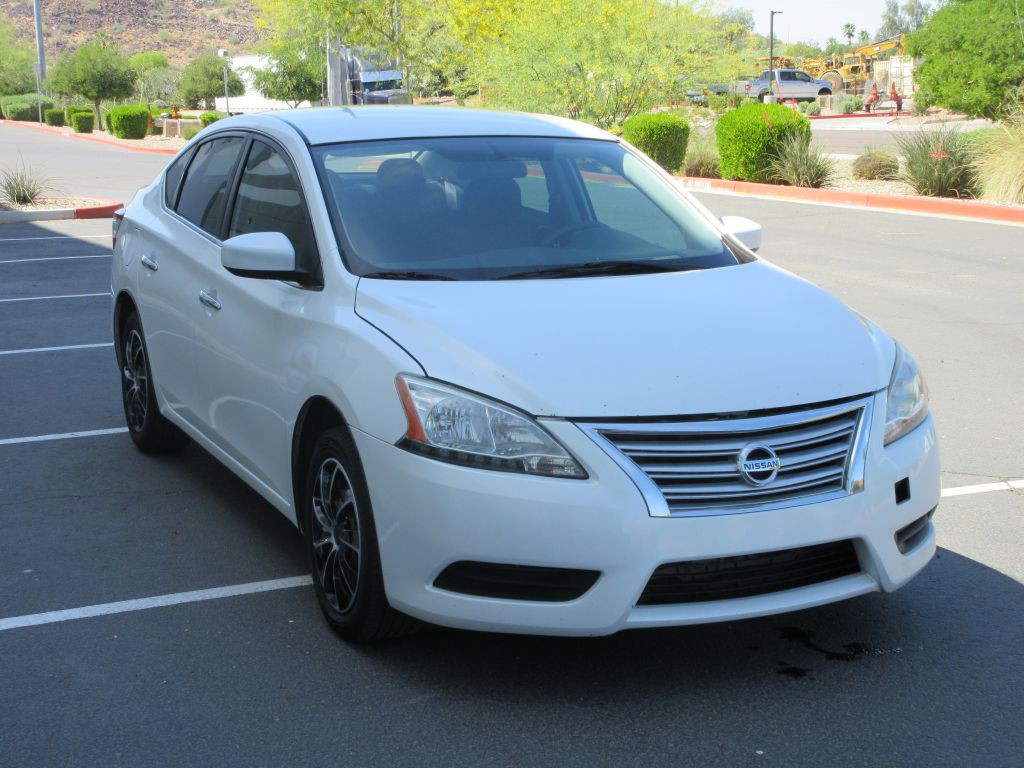 2014 Nissan Sentra Image 1