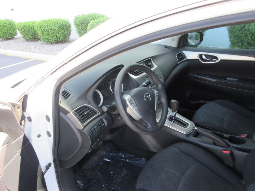 2014 Nissan Sentra Image 9