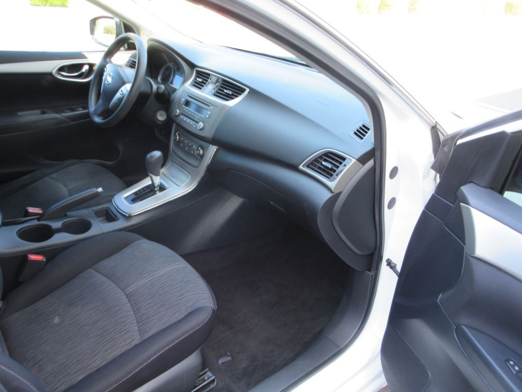 2014 Nissan Sentra Image 11