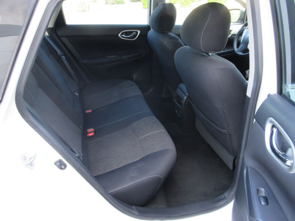 2014 Nissan Sentra Image 12