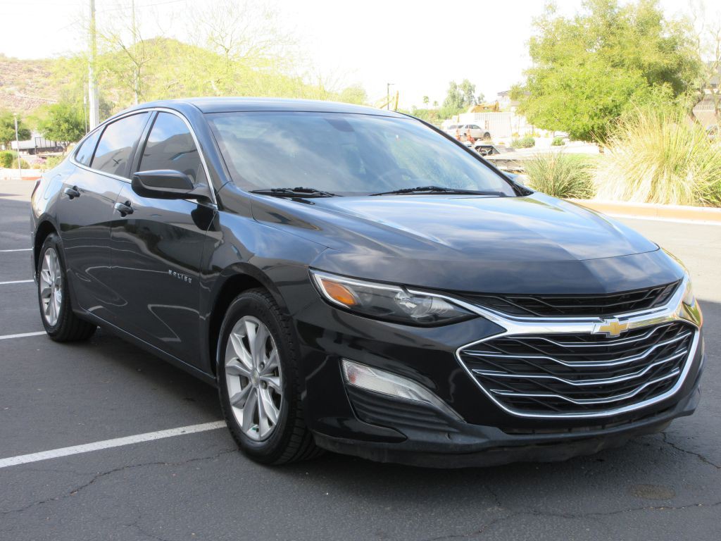 2019 Chevrolet Malibu Image 1