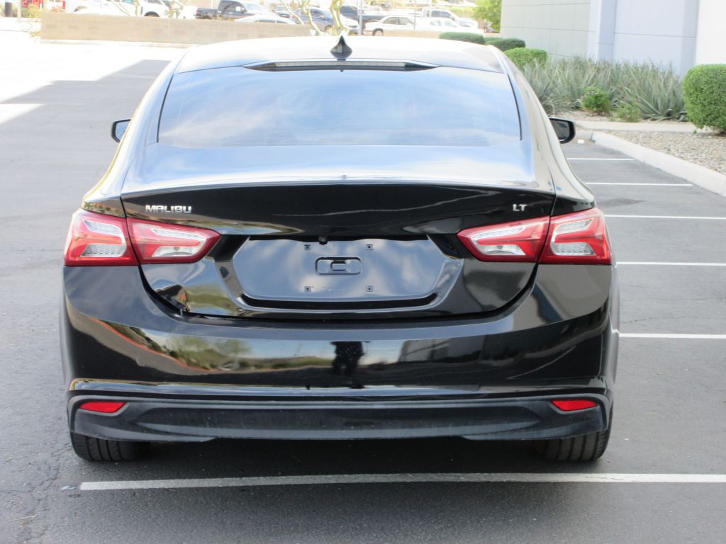 2019 Chevrolet Malibu Image 4