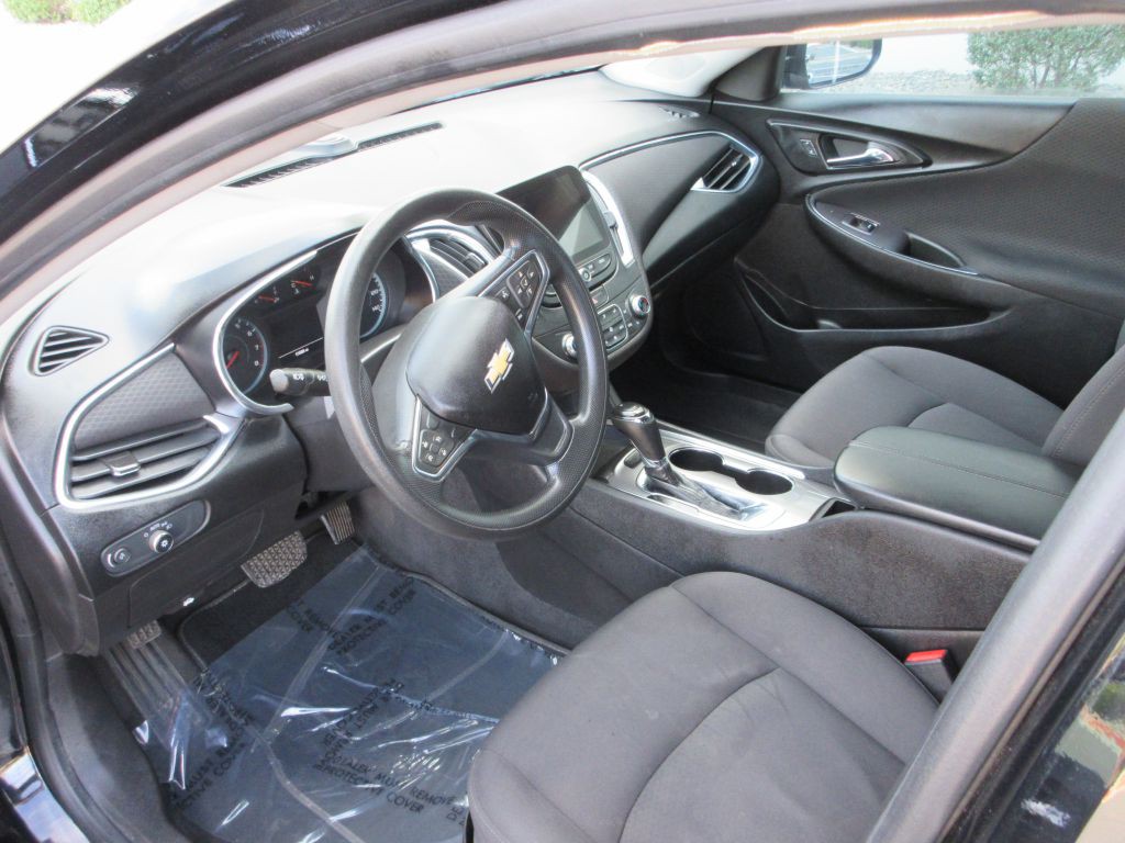 2019 Chevrolet Malibu Image 9