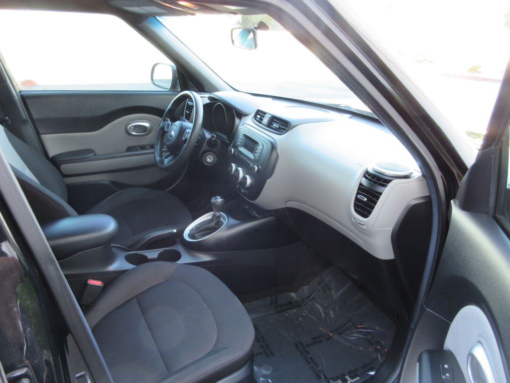 2015 Kia Soul Image 13
