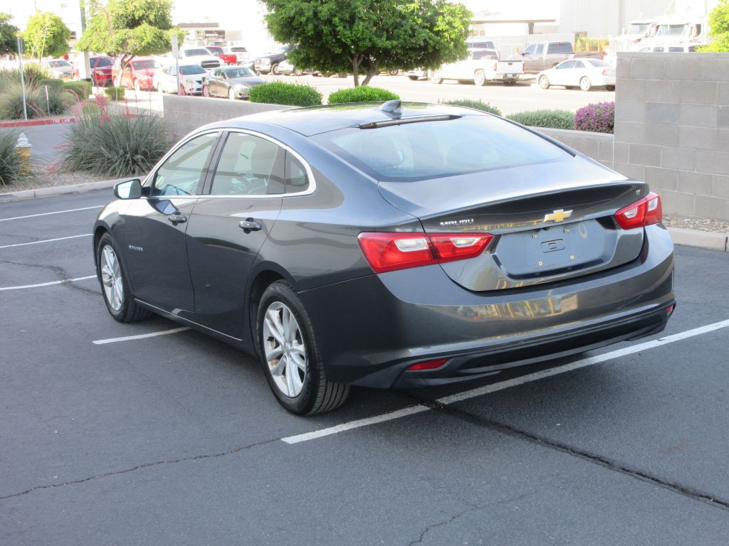 2017 Chevrolet Malibu Image 5