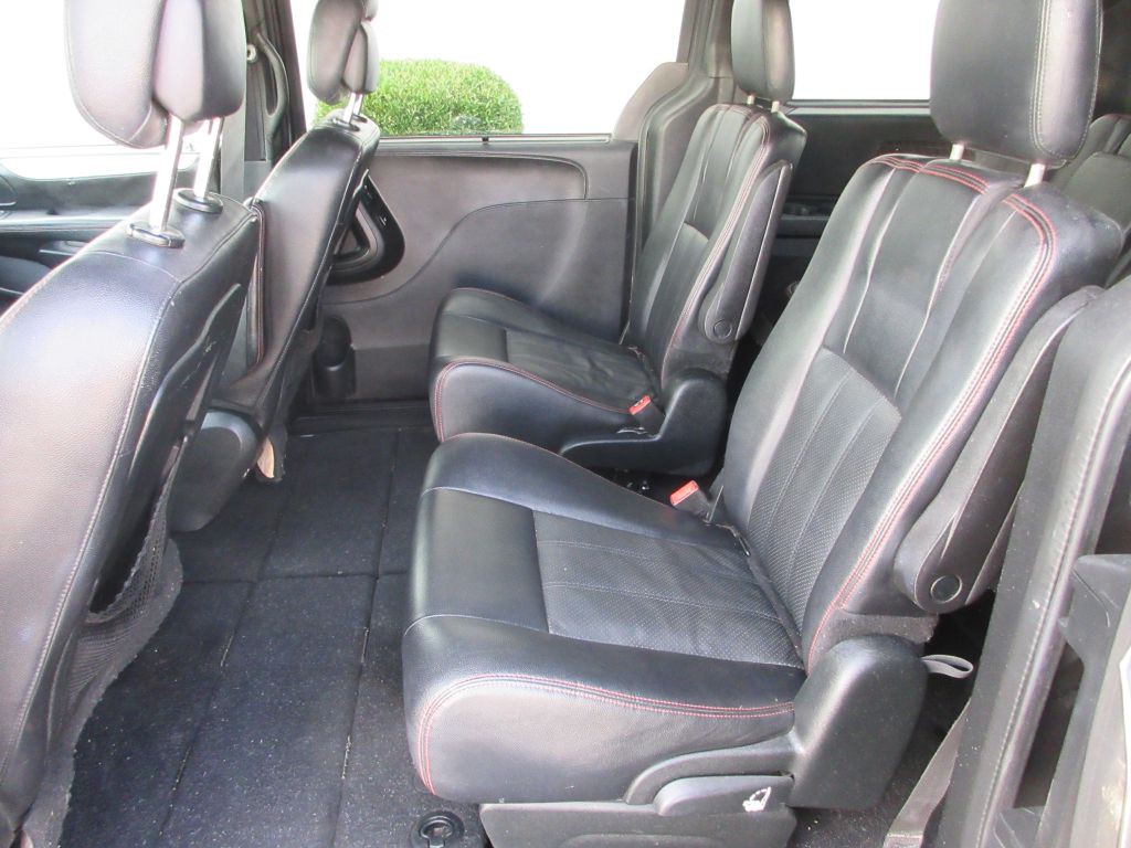 2018 Dodge Grand Caravan Image 9
