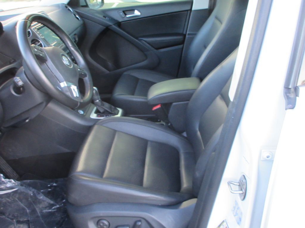 2016 Volkswagen Tiguan Image 8