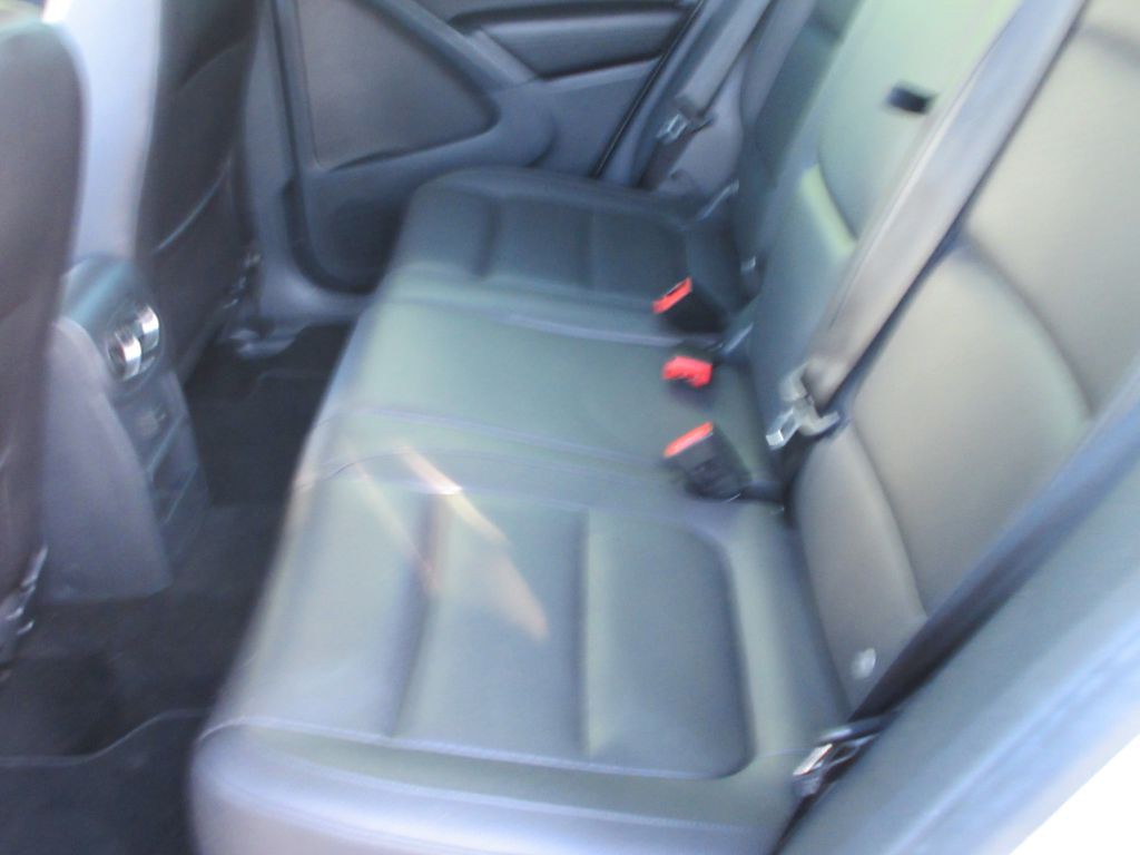 2016 Volkswagen Tiguan Image 9