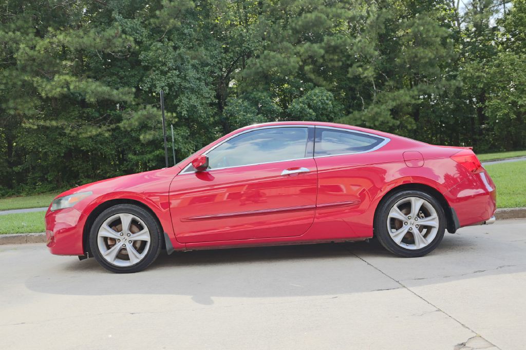 2011 Honda Accord Image 2