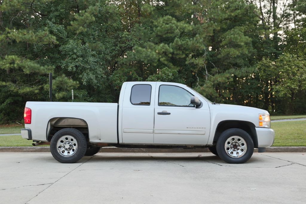 2011 Chevrolet Silverado 1500 Image 6
