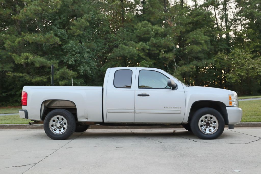 2011 Chevrolet Silverado 1500 Image 8