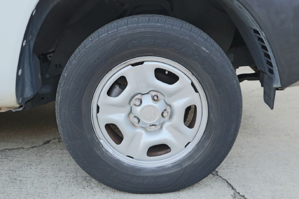 2014 Toyota Tacoma Image 17