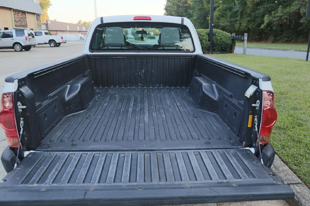 2014 Toyota Tacoma Image 9