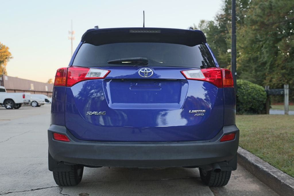 2015 Toyota Rav4 Image 4
