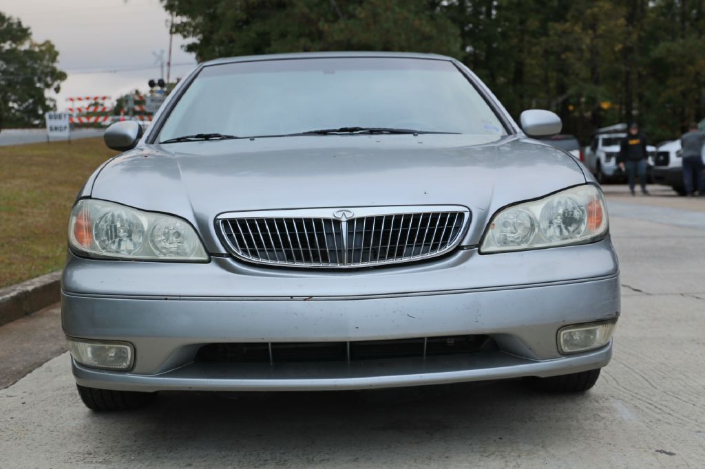 2001 INFINITI I30 Image 5