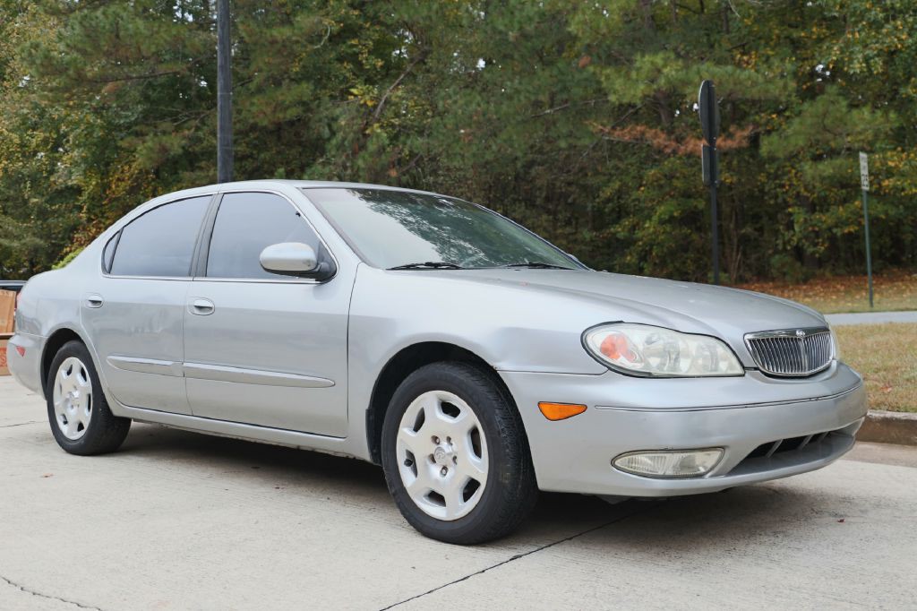 2001 INFINITI I30 Image 6