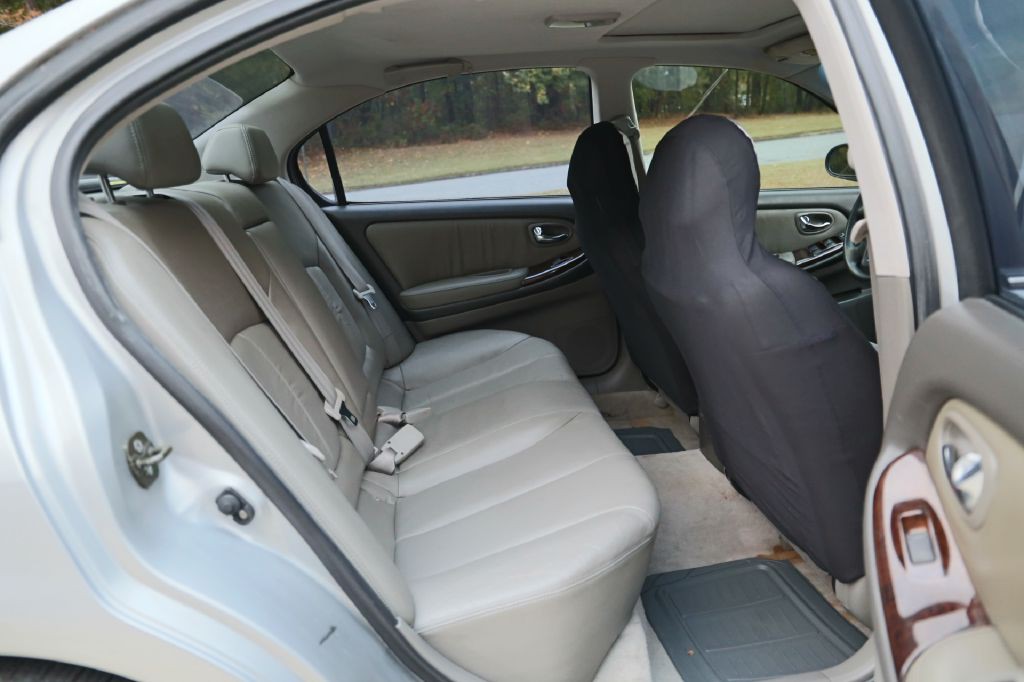 2001 INFINITI I30 Image 14