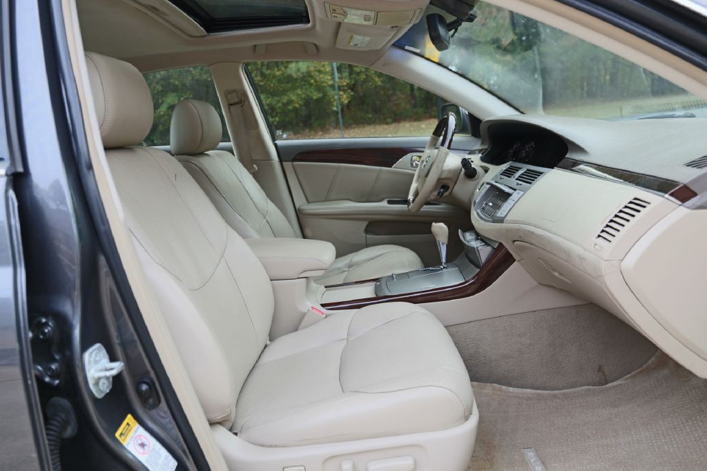 2008 Toyota Avalon Image 17