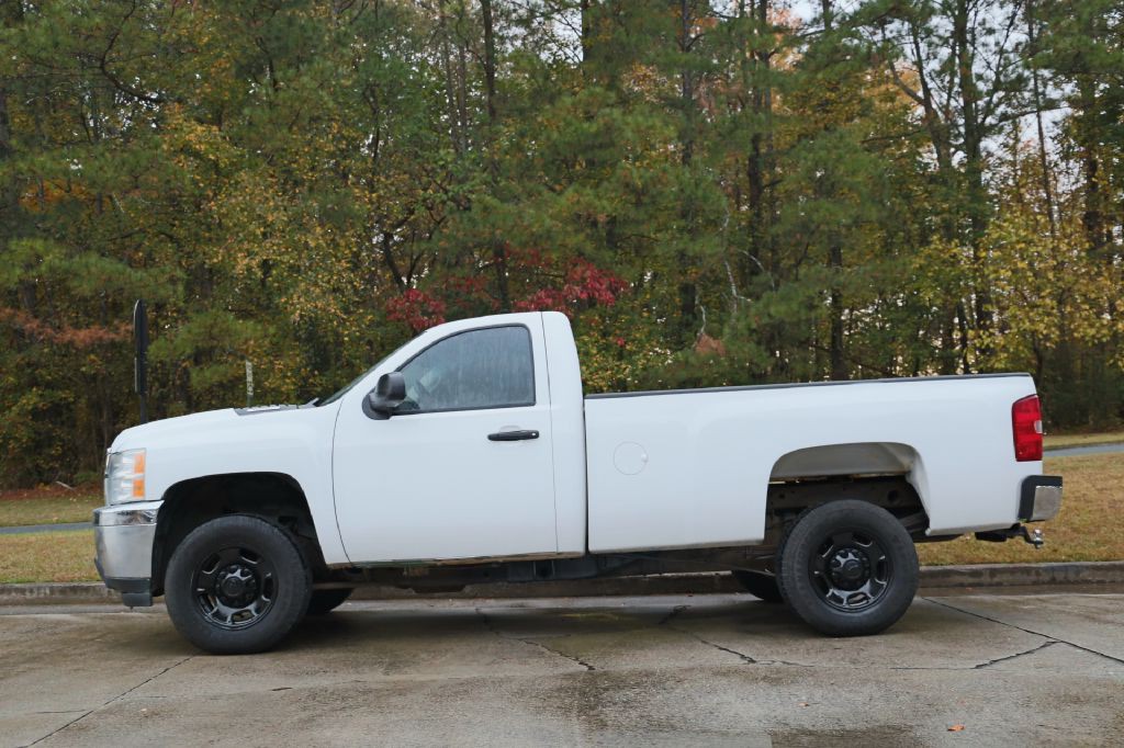 2013 Chevrolet Silverado 1500 Image 2