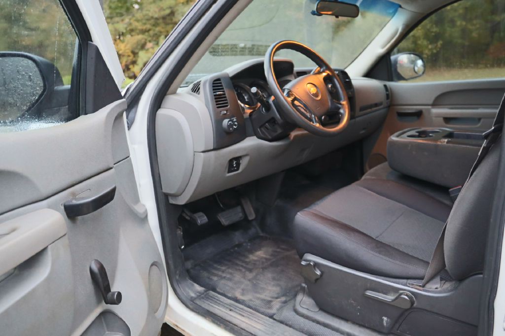 2013 Chevrolet Silverado 1500 Image 10