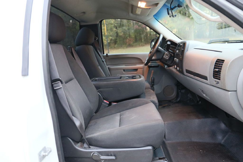 2013 Chevrolet Silverado 1500 Image 12