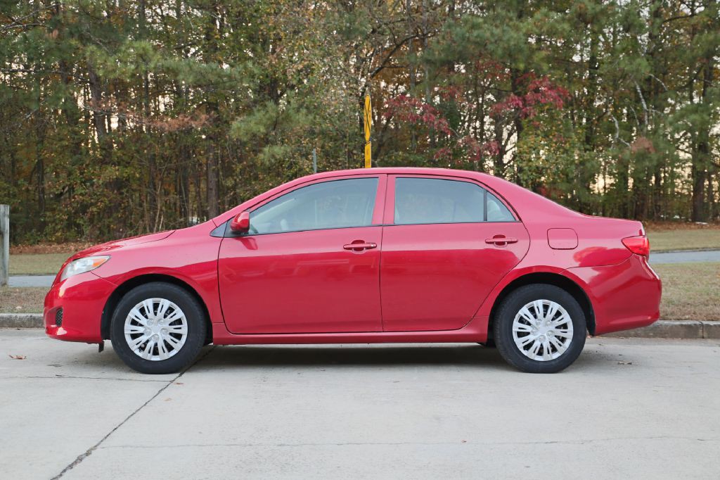 2010 Toyota Corolla Image 2