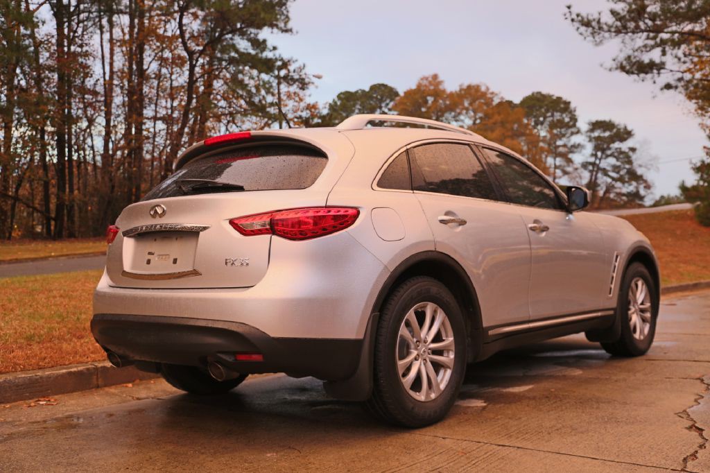 2010 INFINITI FX35 Image 7