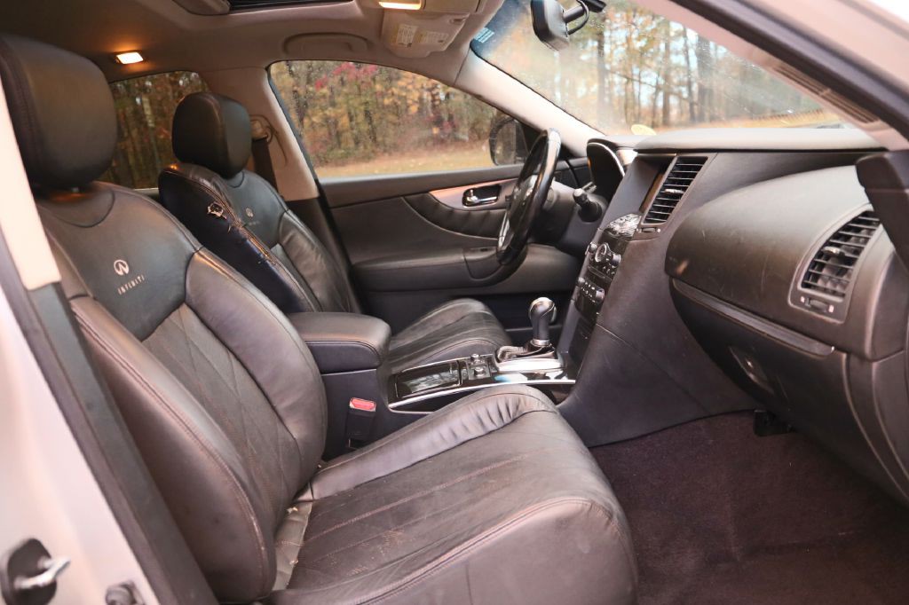 2010 INFINITI FX35 Image 20