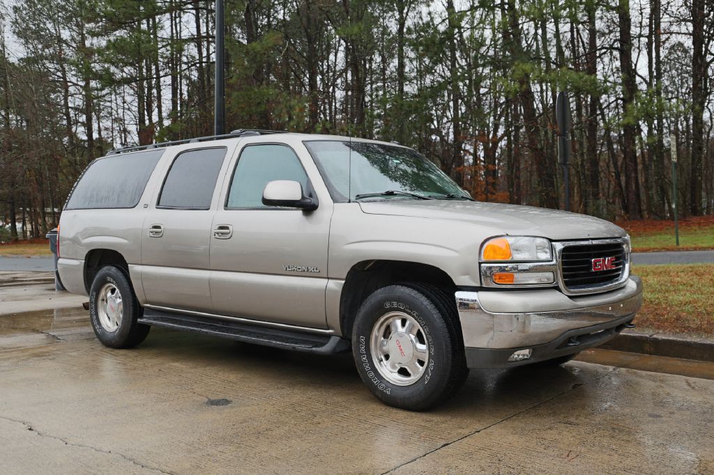 2002 GMC Yukon Image 8