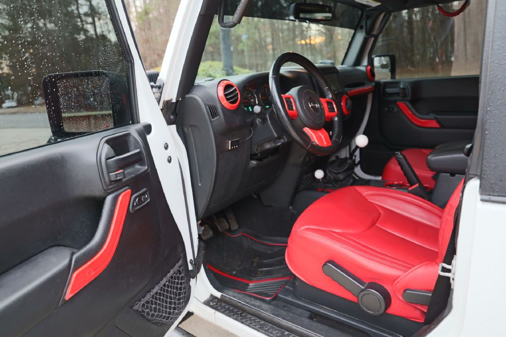 2018 Jeep Wrangler Image 14