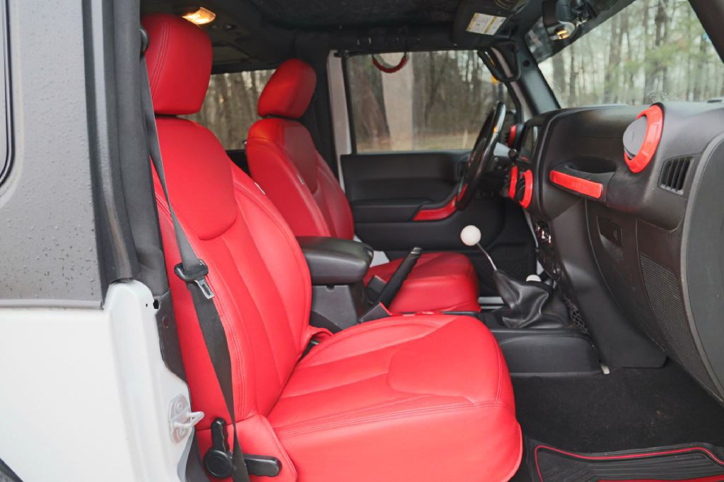 2018 Jeep Wrangler Image 18