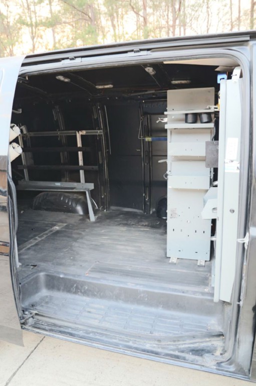 2018 Chevrolet Express Image 20