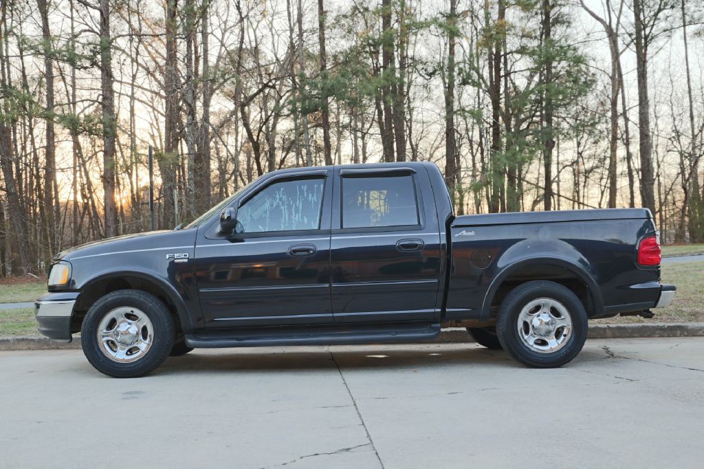2003 Ford F-150 Image 2