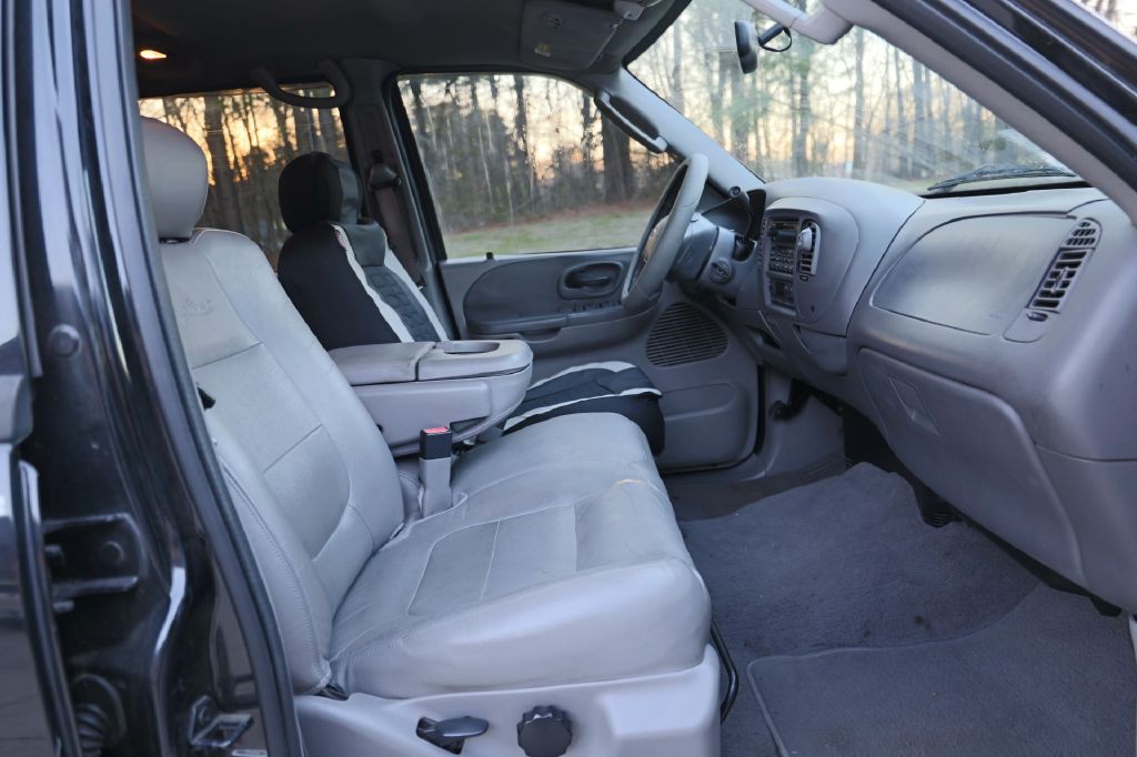 2003 Ford F-150 Image 18