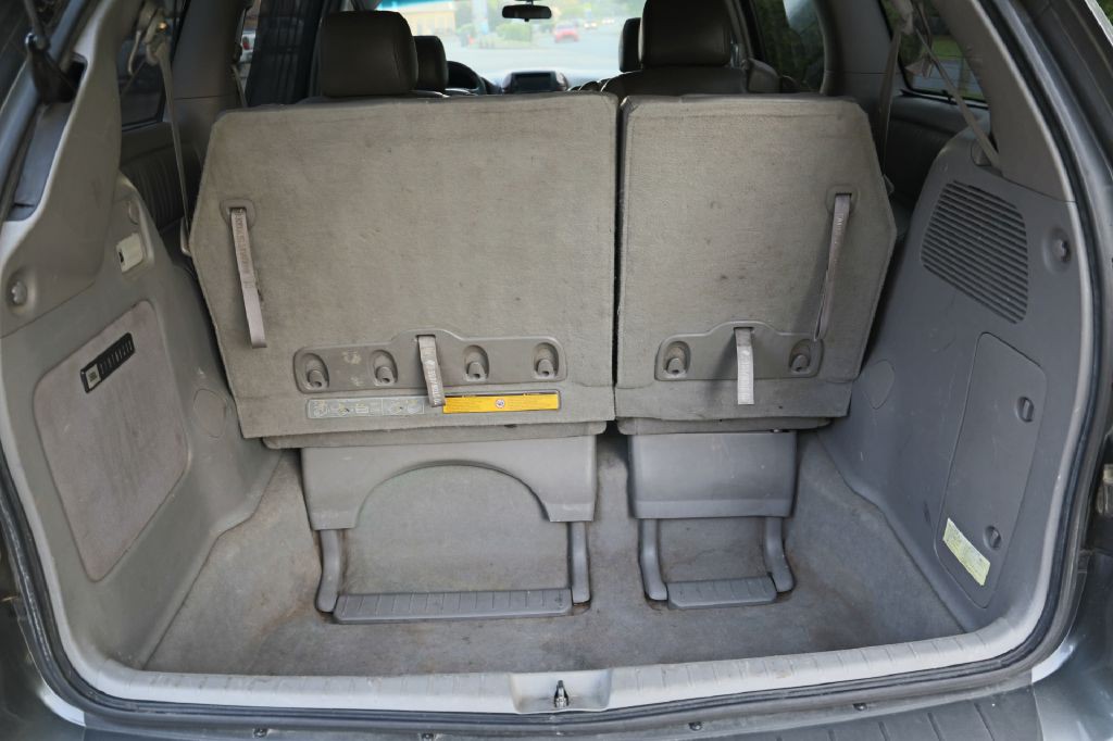2004 Toyota Sienna Image 14
