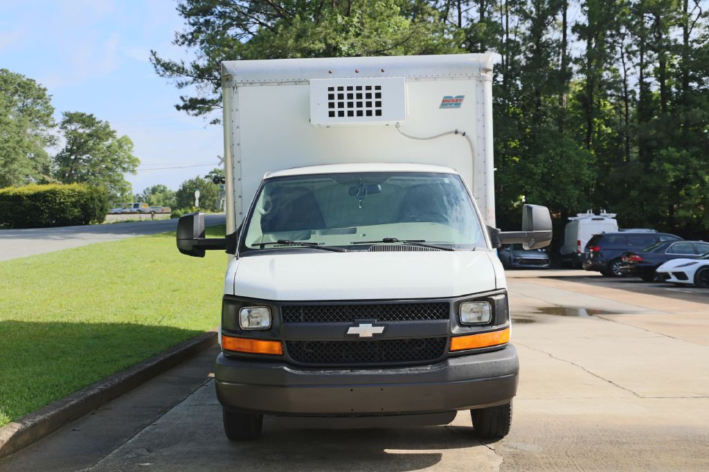 2015 Chevrolet Express Image 5