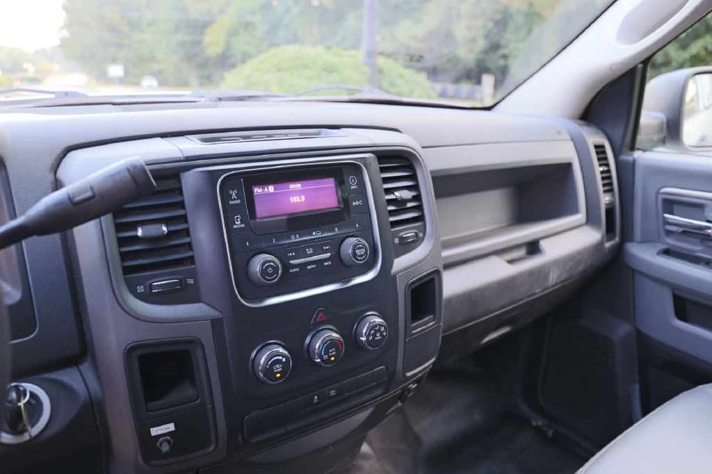 2013 RAM 1500 Image 11