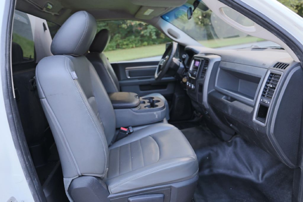 2013 RAM 1500 Image 16