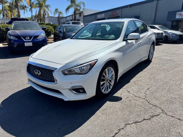 2021 INFINITI Q50 Image 1