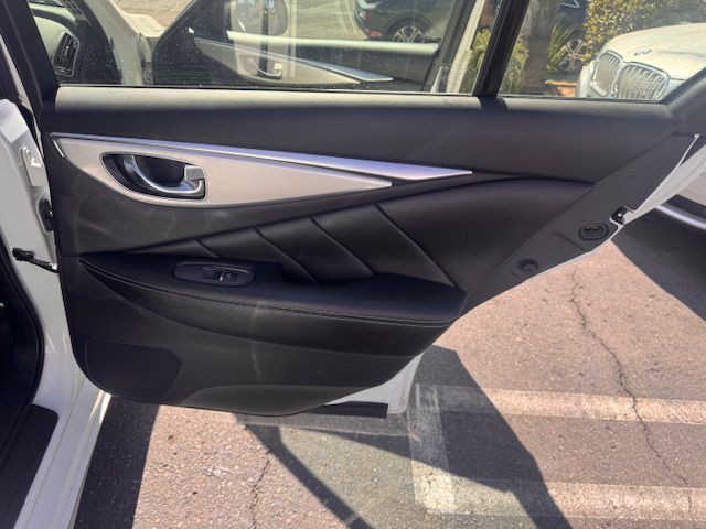 2021 INFINITI Q50 Image 12