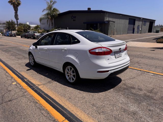 2019 Ford Fiesta Image 1