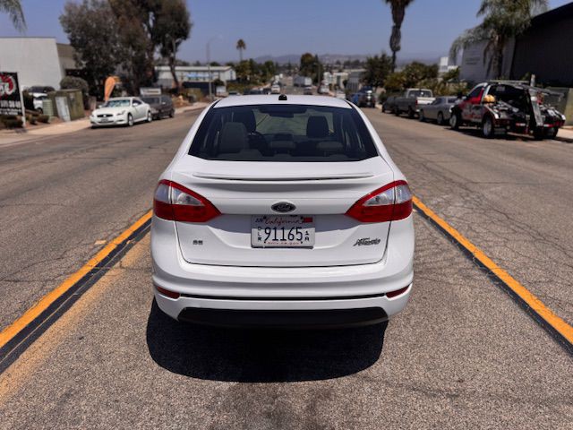 2019 Ford Fiesta Image 2