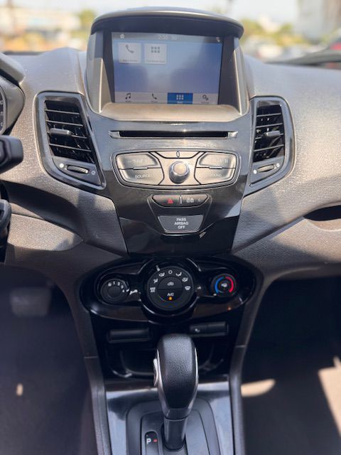 2019 Ford Fiesta Image 12
