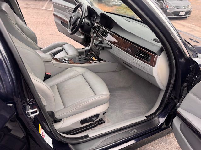 2007 BMW 3 Series Image 10