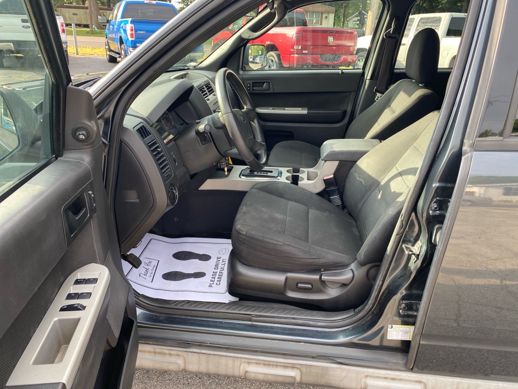 2009 Ford Escape Image 18