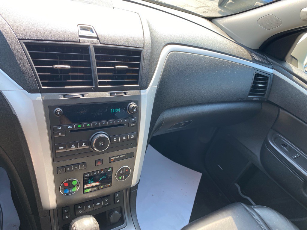 2011 Chevrolet Traverse Image 14