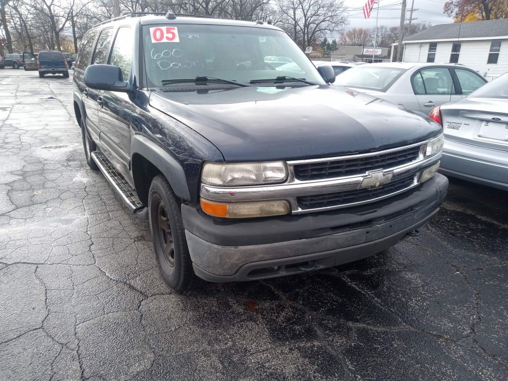 2005 Chevrolet Suburban Image 4