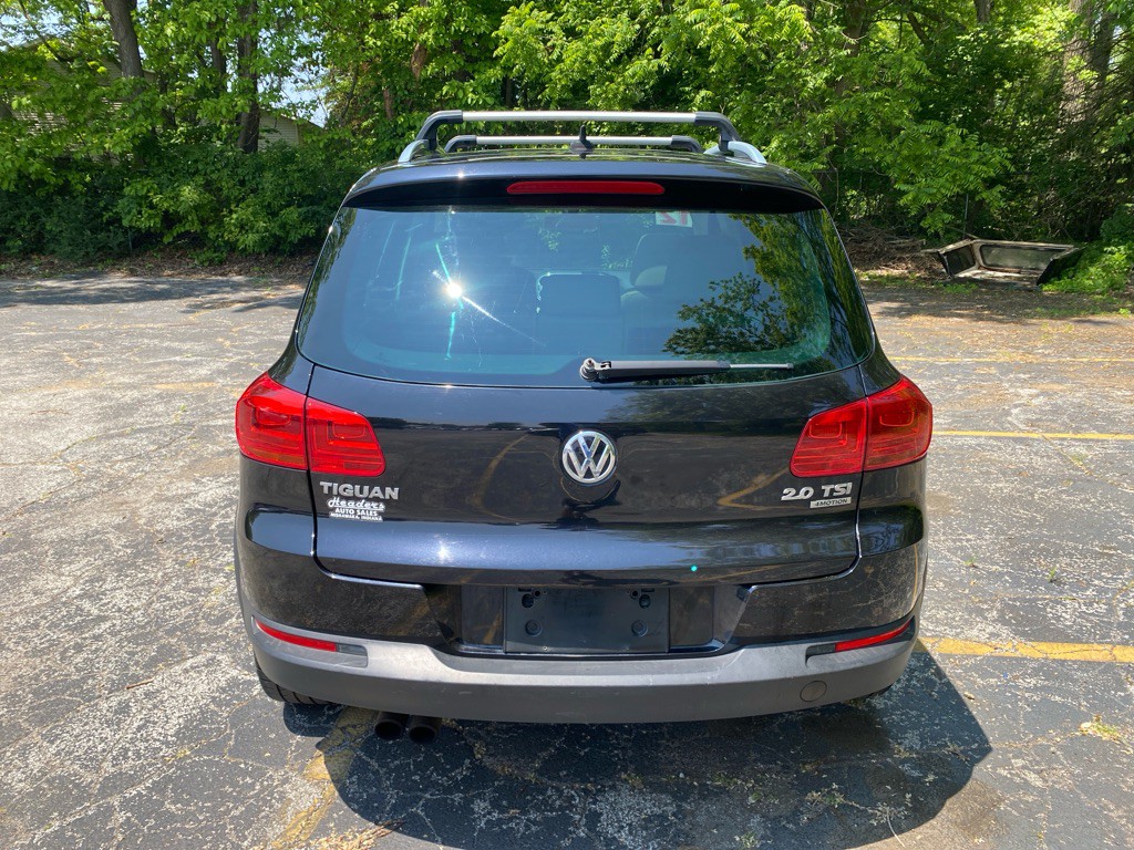2012 Volkswagen Tiguan Image 3