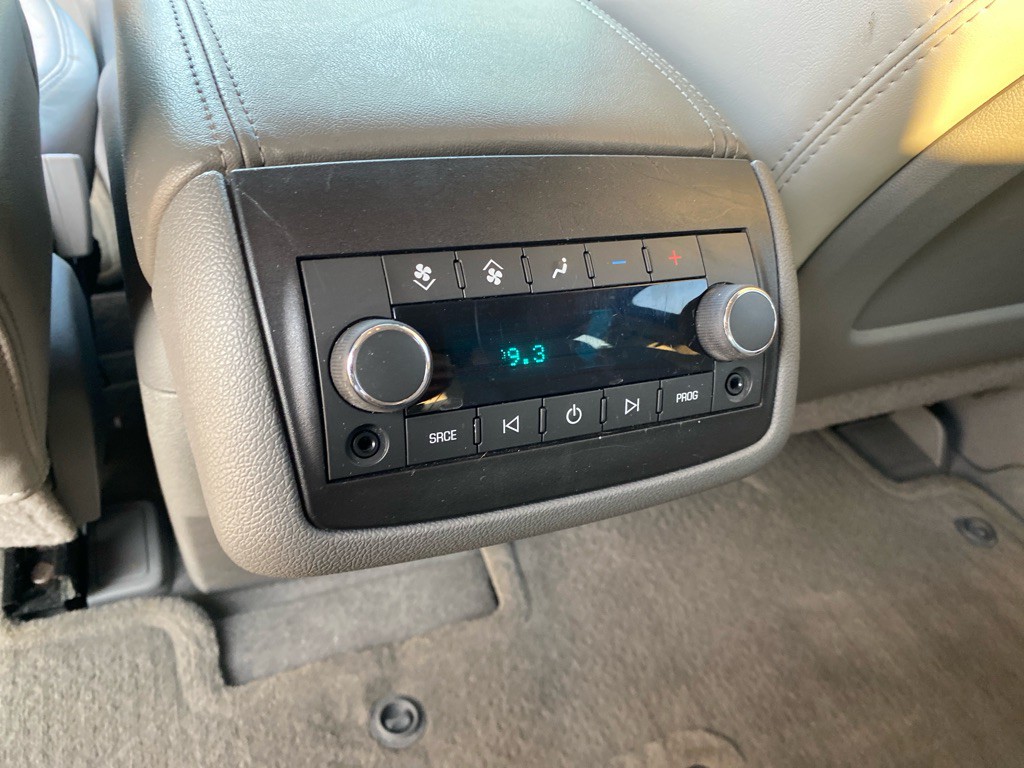 2016 Chevrolet Traverse Image 11