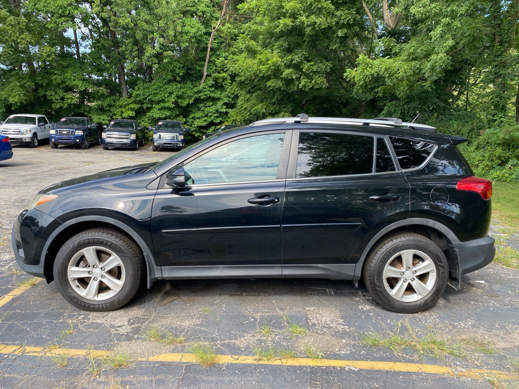 2013 Toyota Rav4 Image 2